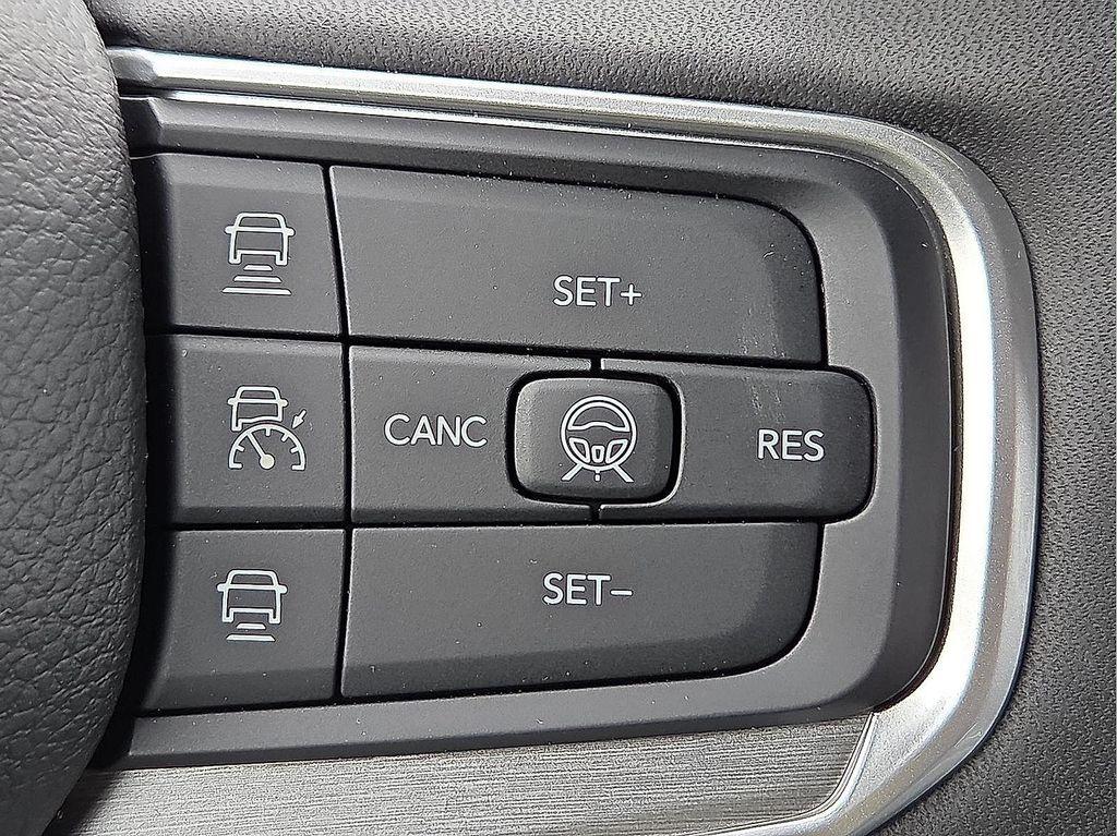 new 2026 Jeep Grand Wagoneer L car, priced at $78,450