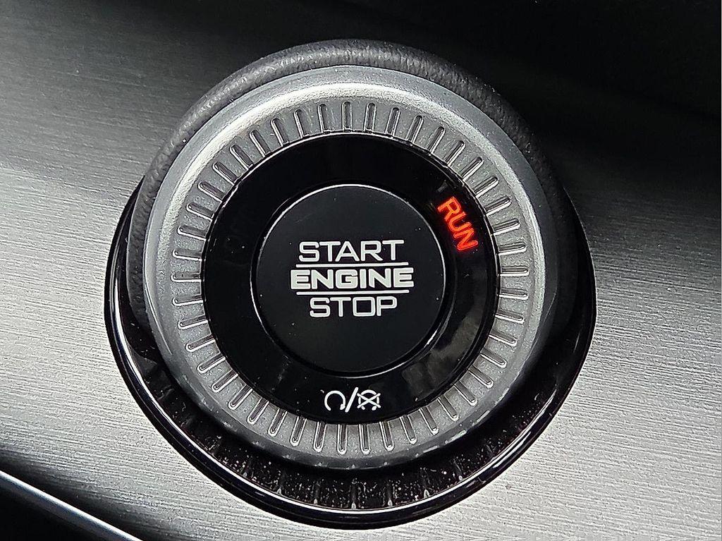 new 2026 Jeep Grand Wagoneer L car, priced at $78,450