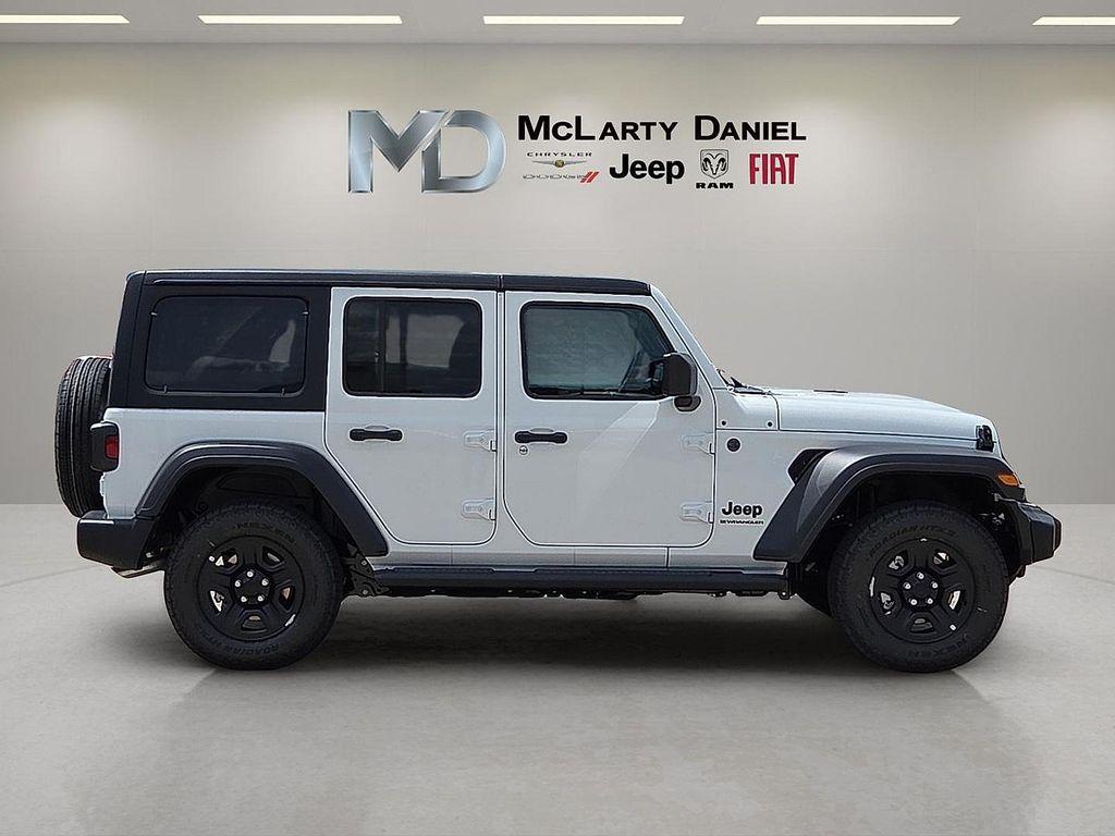 new 2025 Jeep Wrangler car, priced at $39,305