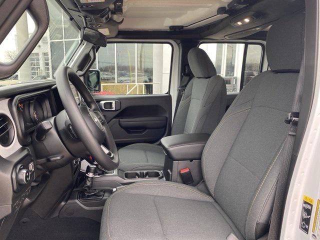 new 2025 Jeep Gladiator car, priced at $39,349