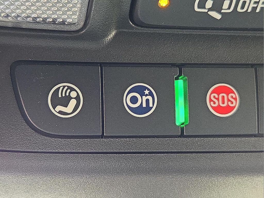 used 2024 Chevrolet Equinox car, priced at $26,961