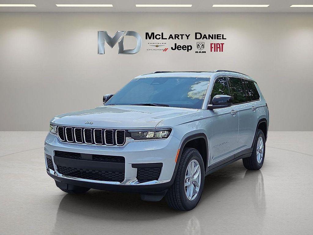 new 2025 Jeep Grand Cherokee L car, priced at $39,662