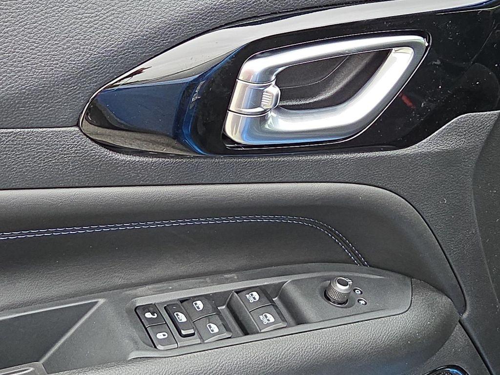 new 2026 Jeep Compass car, priced at $28,535