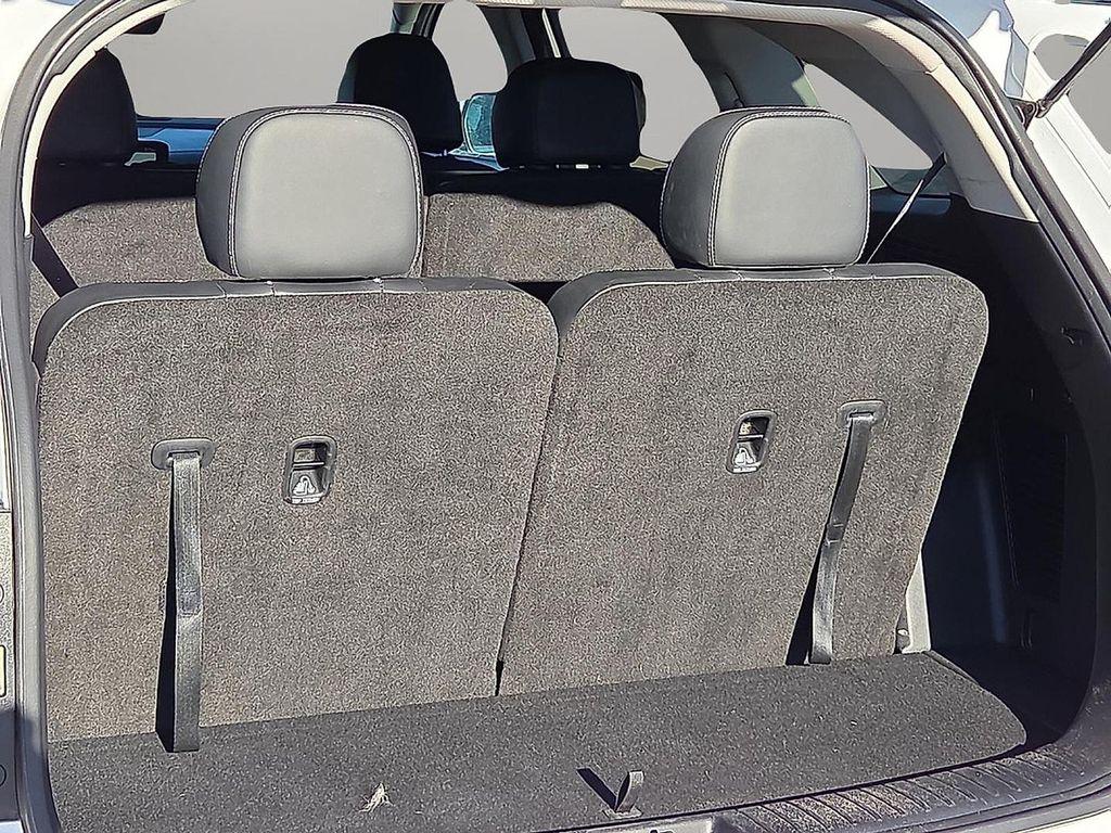 used 2024 Kia Sorento car, priced at $27,951