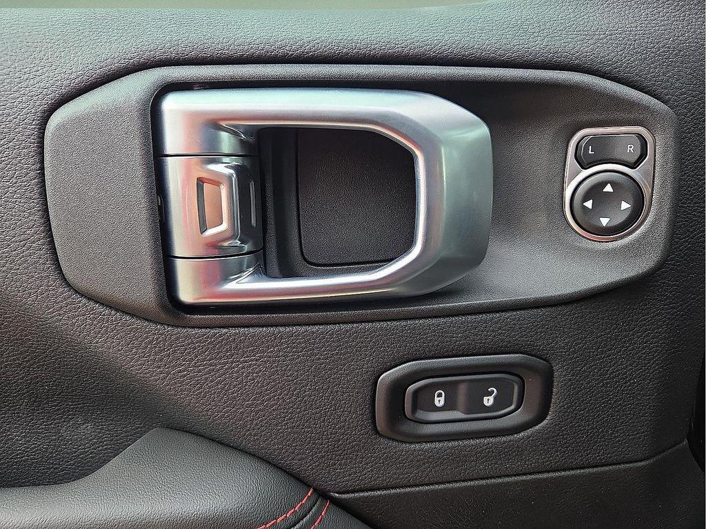 new 2026 Jeep Wrangler car, priced at $64,985