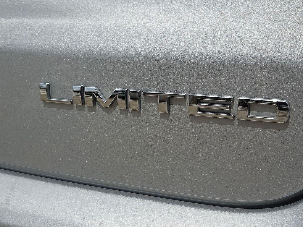 used 2025 Jeep Compass car, priced at $23,995