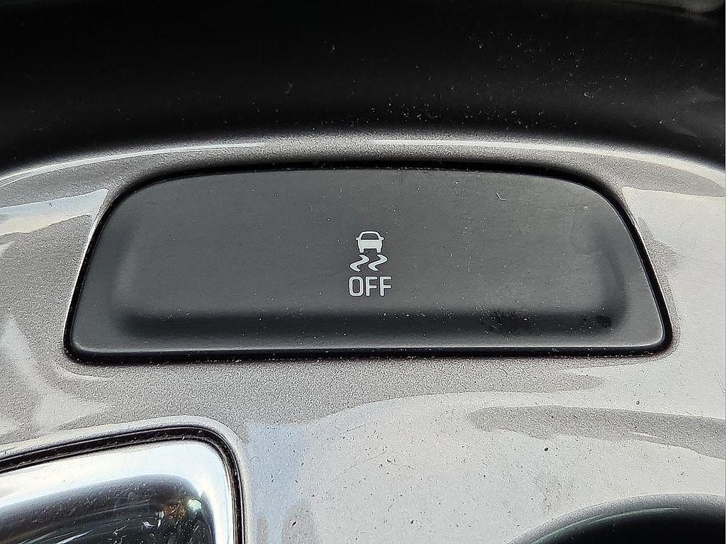 used 2020 Chevrolet Malibu car, priced at $14,813