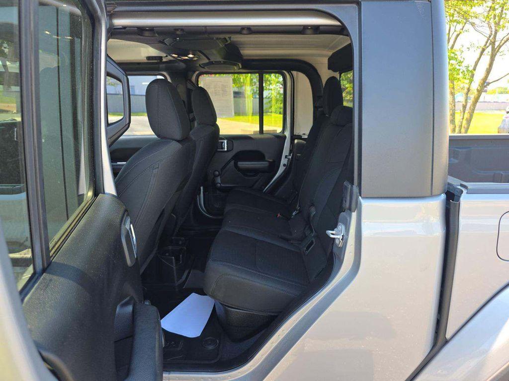 used 2021 Jeep Gladiator car, priced at $31,295