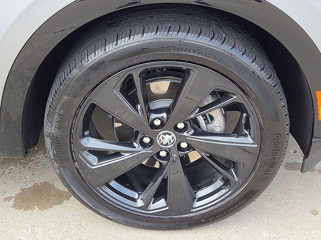 used 2023 Buick Envision car, priced at $28,195