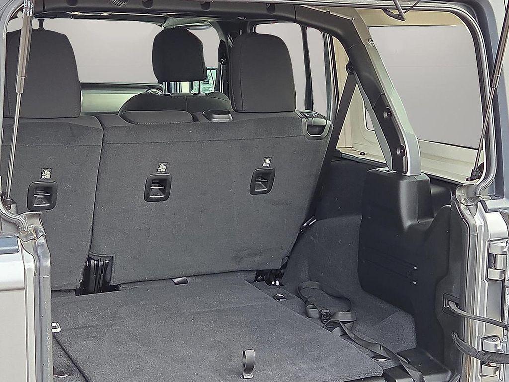 used 2021 Jeep Wrangler Unlimited car, priced at $24,814