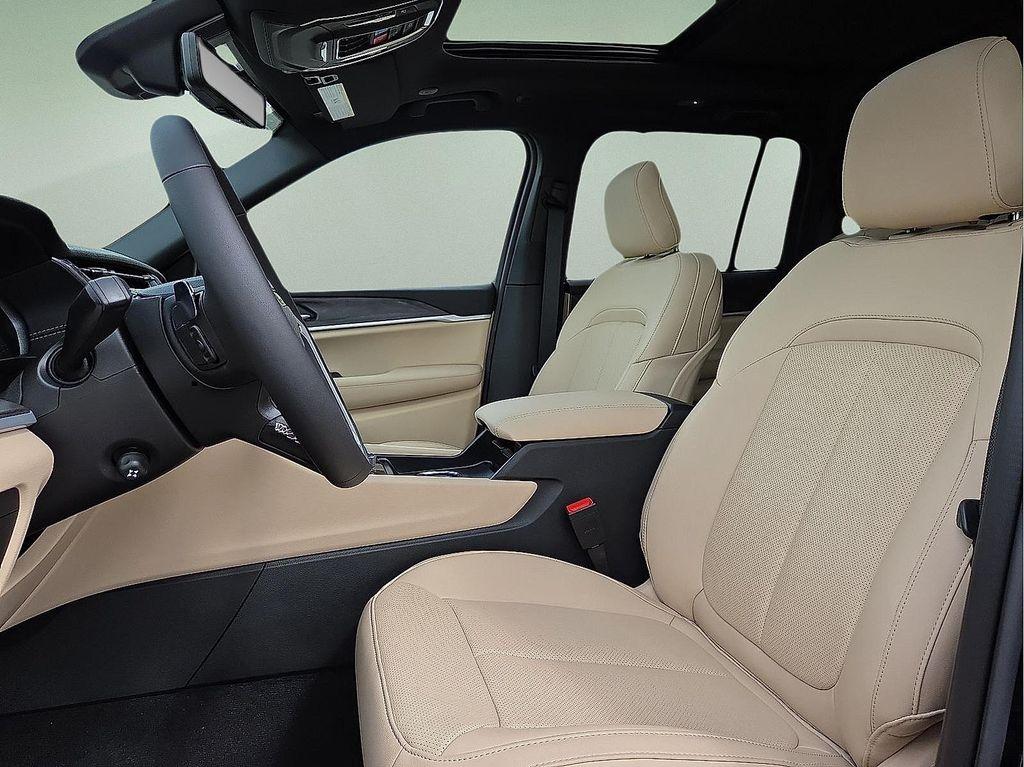 new 2025 Jeep Grand Cherokee car, priced at $45,287