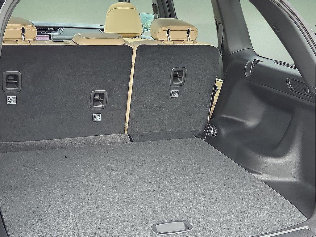 new 2025 Jeep Grand Cherokee car, priced at $45,287