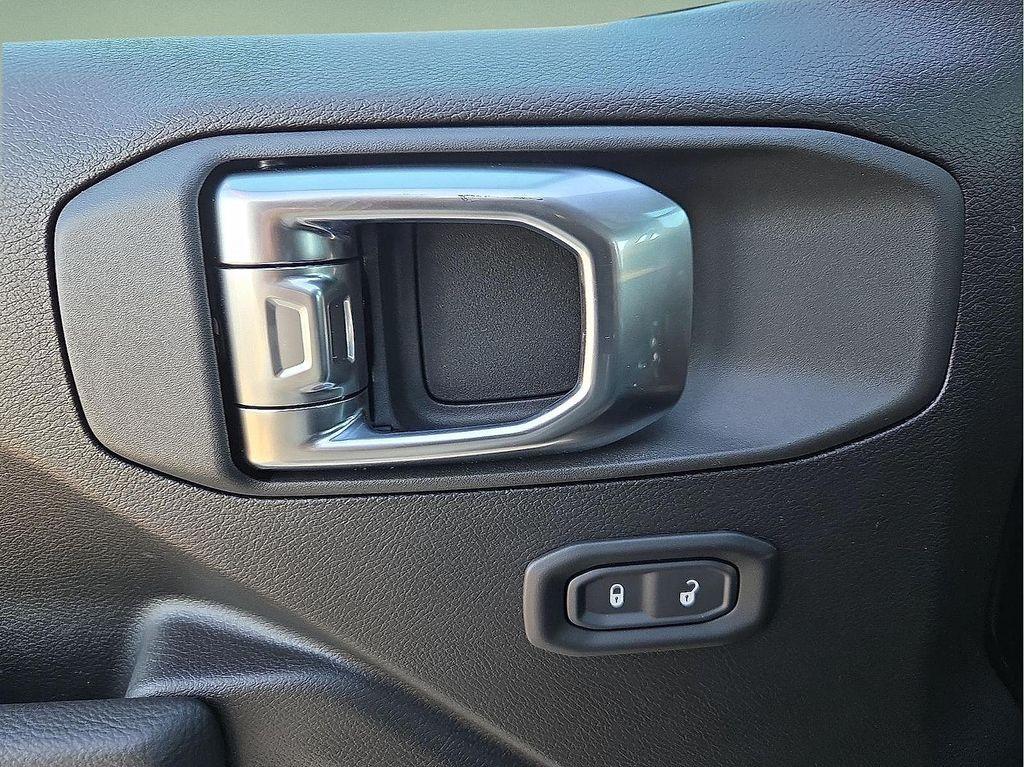 new 2026 Jeep Wrangler car, priced at $35,797