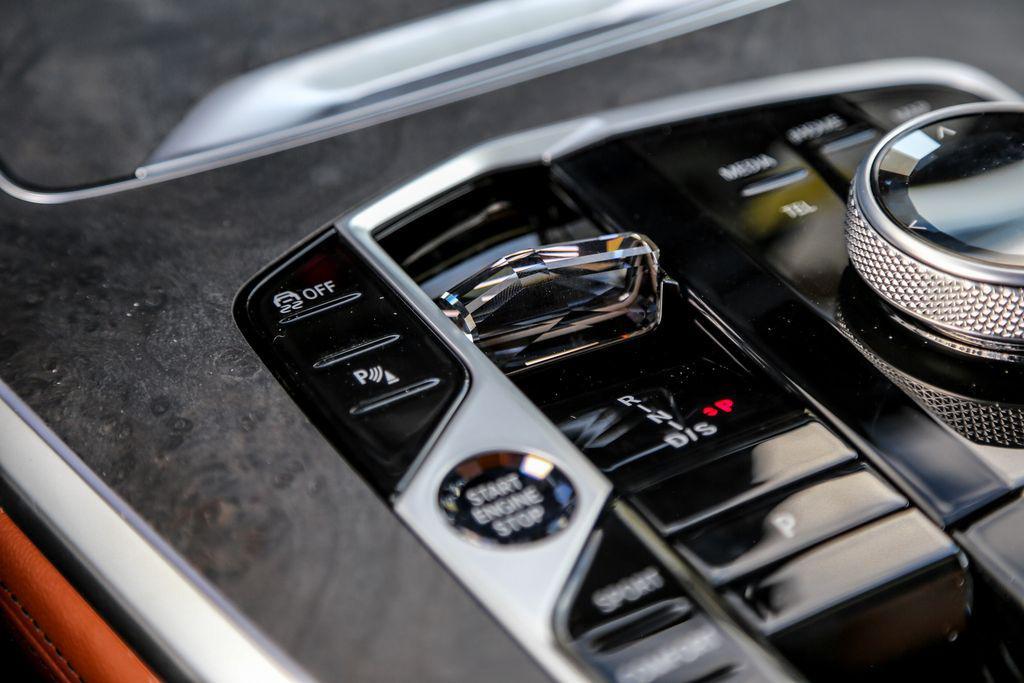 new 2026 BMW X7 car, priced at $107,265