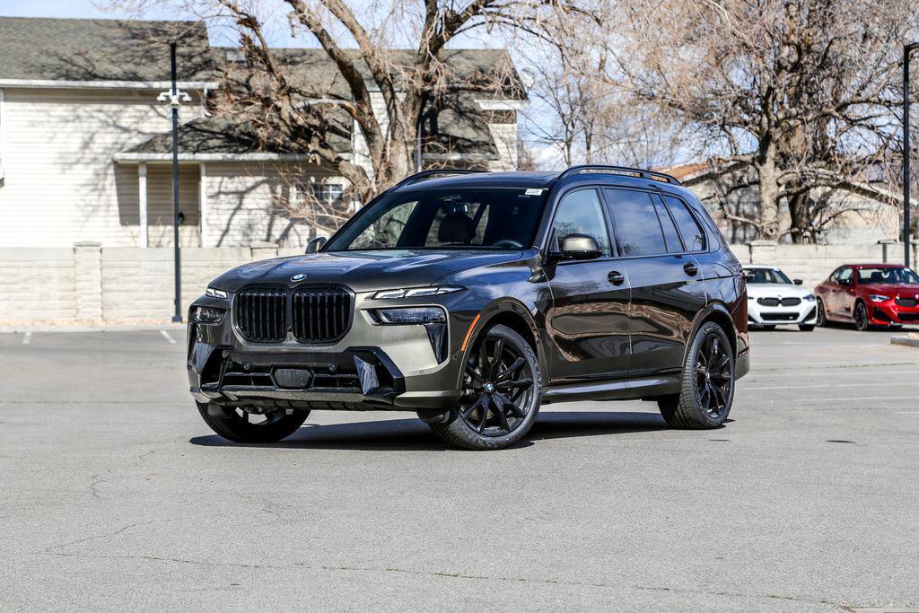 new 2026 BMW X7 car, priced at $107,265