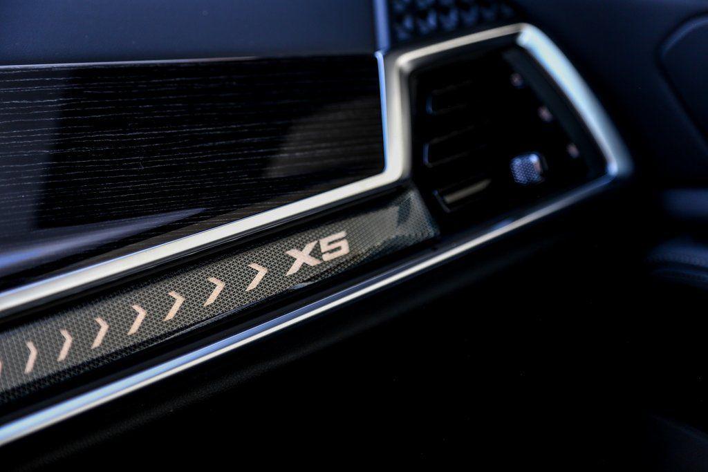 new 2026 BMW X5 PHEV car, priced at $91,875