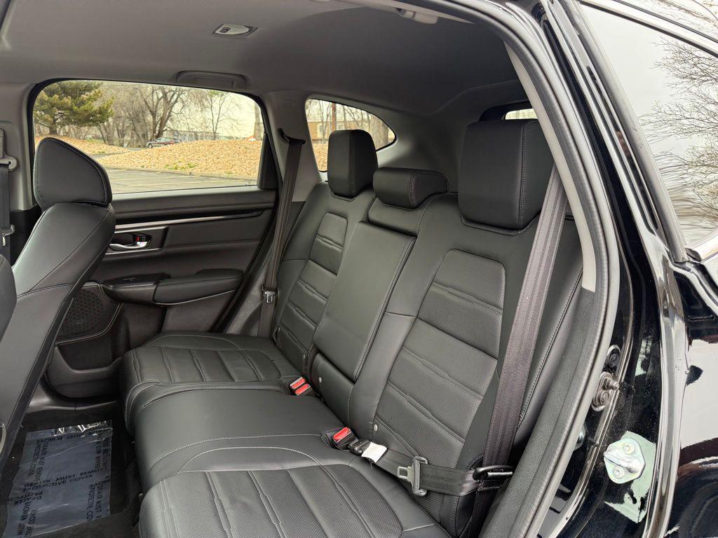 used 2022 Honda CR-V car, priced at $26,995