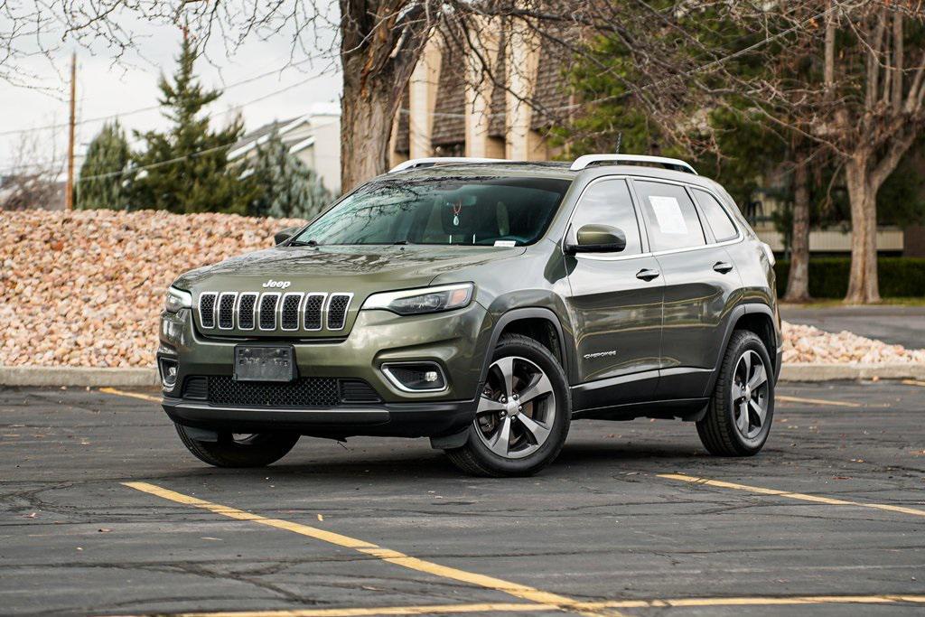 used 2019 Jeep Cherokee car, priced at $12,495