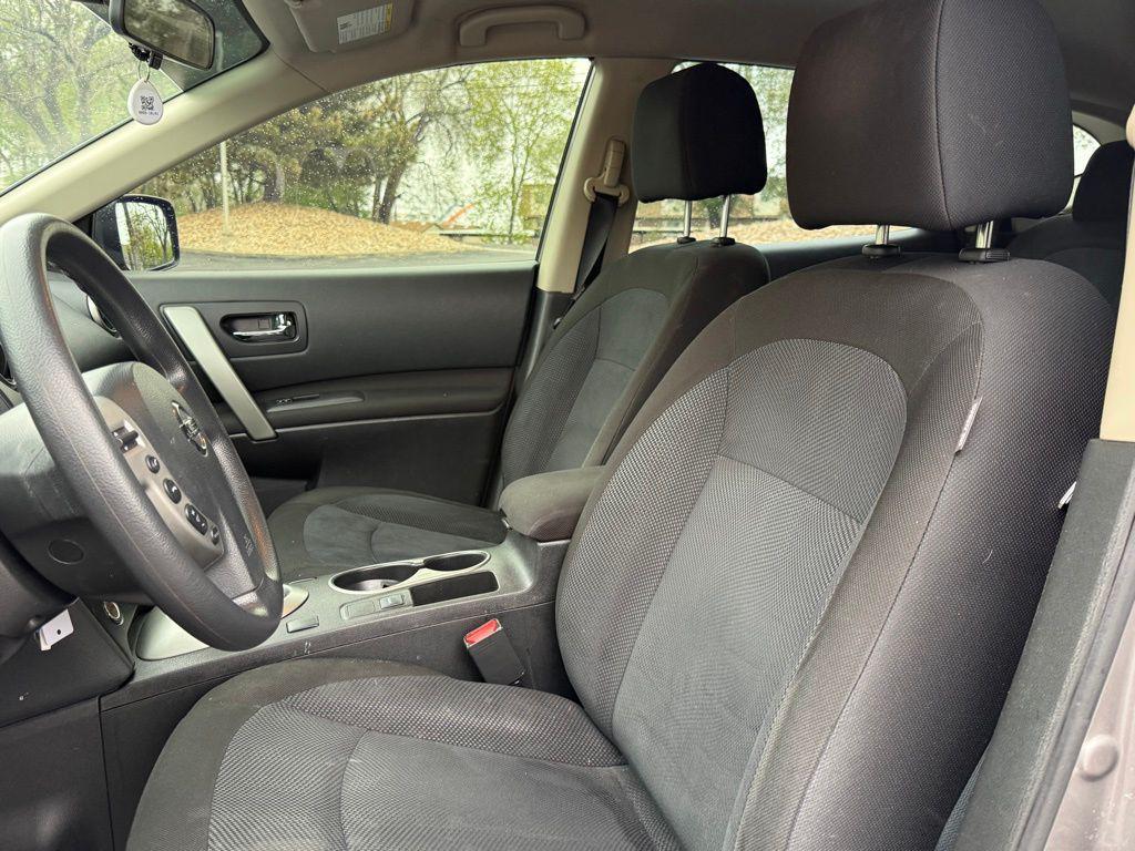 used 2014 Nissan Rogue Select car, priced at $6,995