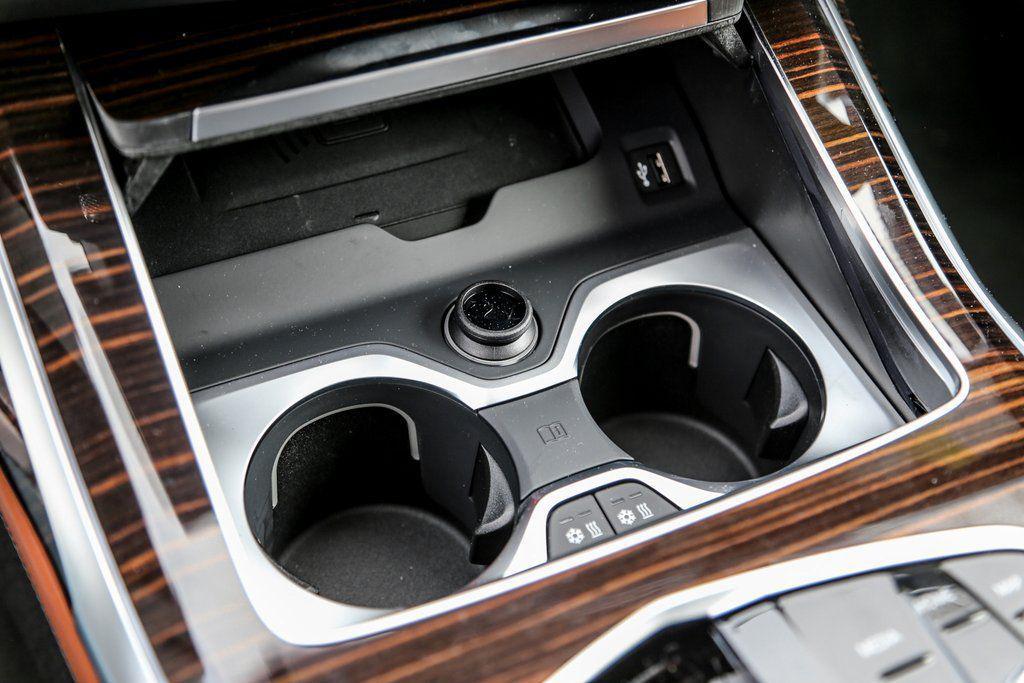 new 2026 BMW X7 car, priced at $127,565