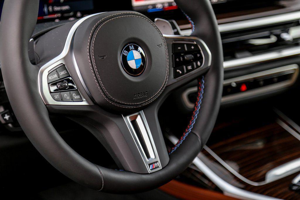 new 2026 BMW X7 car, priced at $127,565