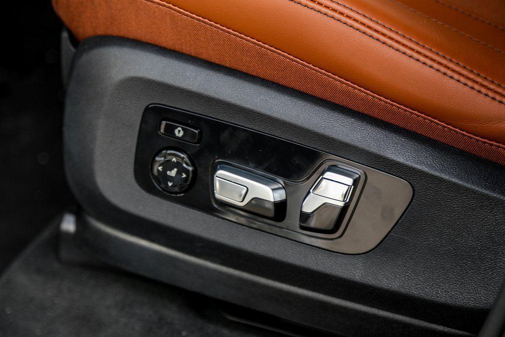 new 2026 BMW X7 car, priced at $127,565