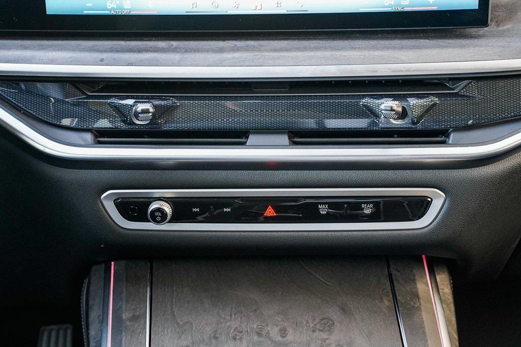 used 2026 BMW X7 car, priced at $86,425