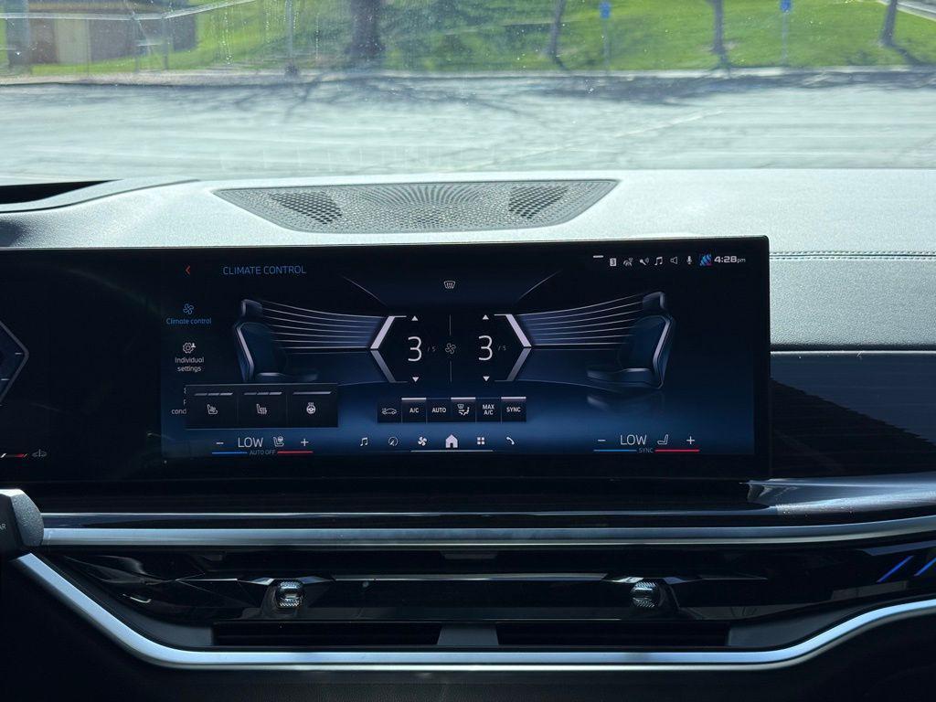 used 2024 BMW X7 car, priced at $80,995