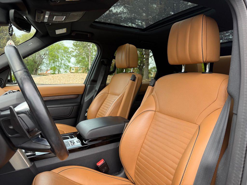 used 2020 Land Rover Discovery car, priced at $21,995