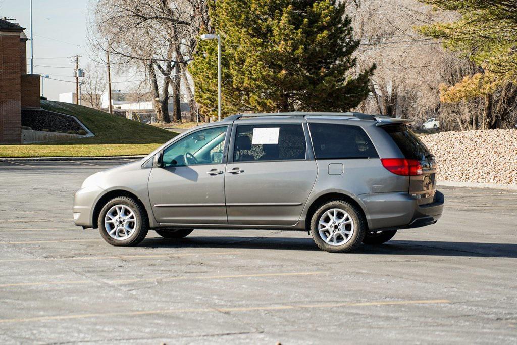 used 2004 Toyota Sienna car, priced at $4,995