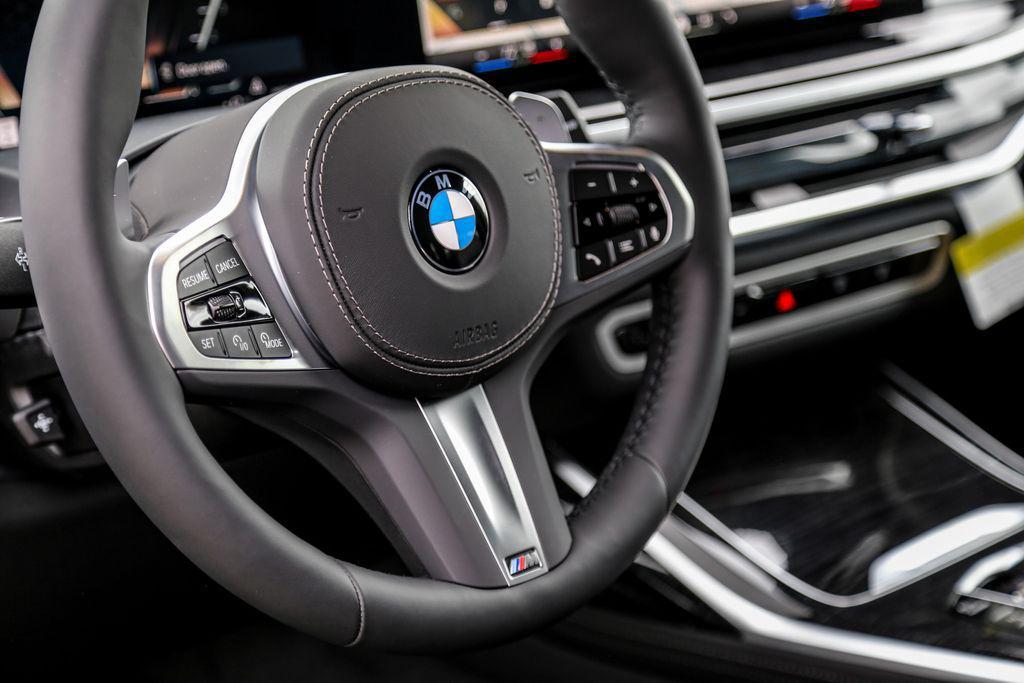 new 2026 BMW X7 car, priced at $102,965
