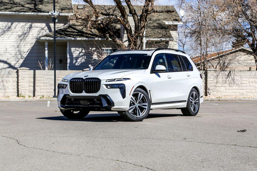 new 2026 BMW X7 car, priced at $105,115