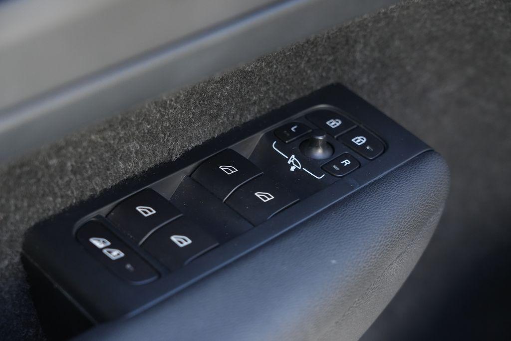 used 2019 Volvo XC40 car, priced at $18,995