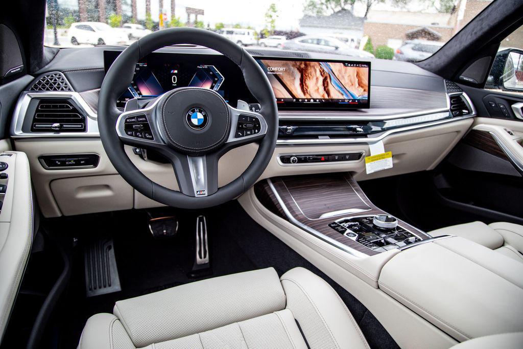 new 2026 BMW X7 car, priced at $109,280