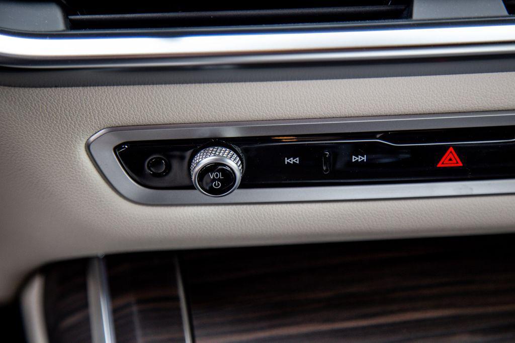 new 2026 BMW X7 car, priced at $109,280