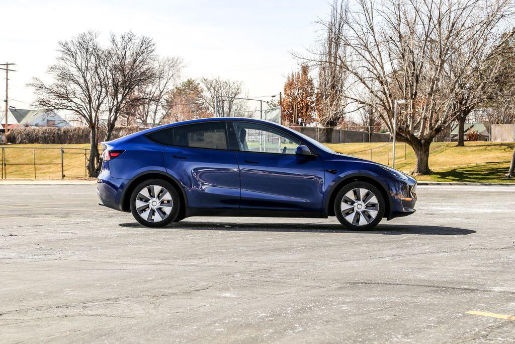 used 2024 Tesla Model Y car, priced at $33,495