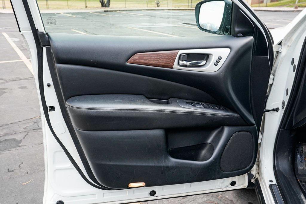 used 2018 Nissan Pathfinder car, priced at $15,995