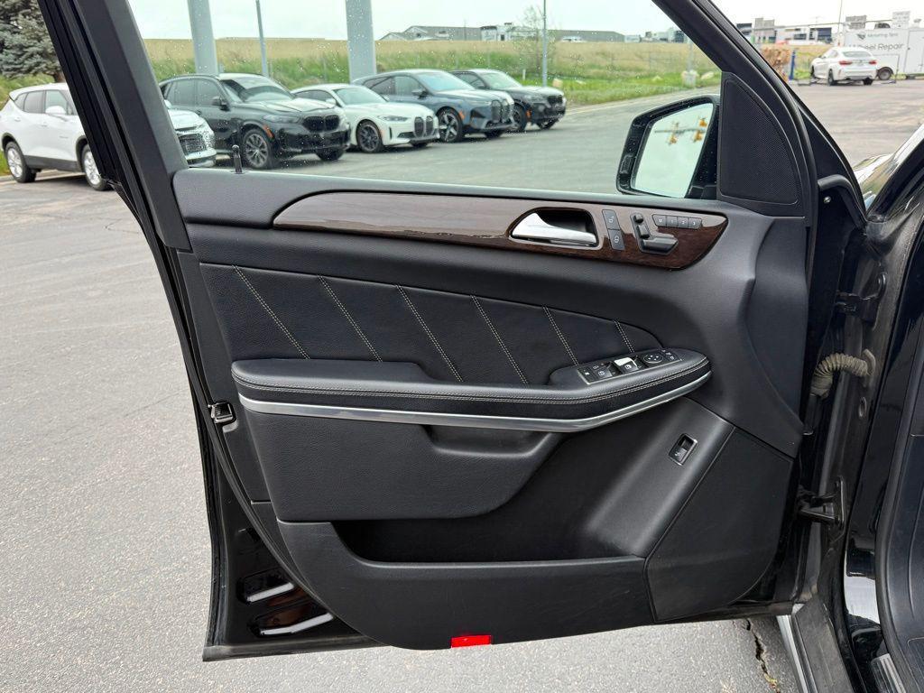 used 2014 Mercedes-Benz GL-Class car, priced at $9,750