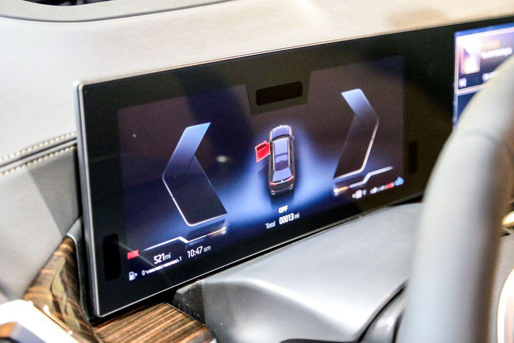 new 2026 BMW X7 car, priced at $113,270