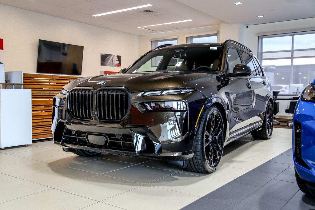 new 2026 BMW X7 car, priced at $113,270