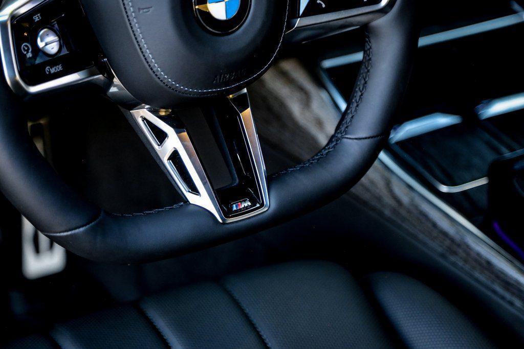 new 2025 BMW 760 car, priced at $140,325