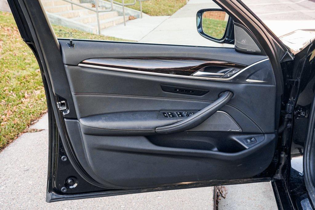 used 2023 BMW 540 car, priced at $43,495