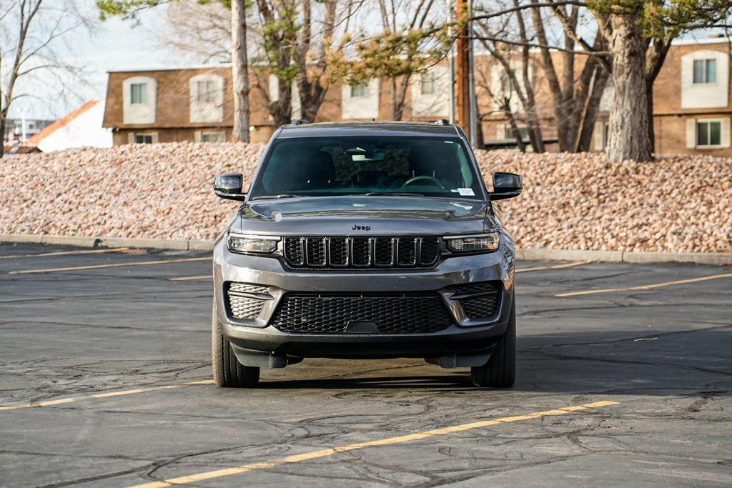 used 2023 Jeep Grand Cherokee car, priced at $26,495