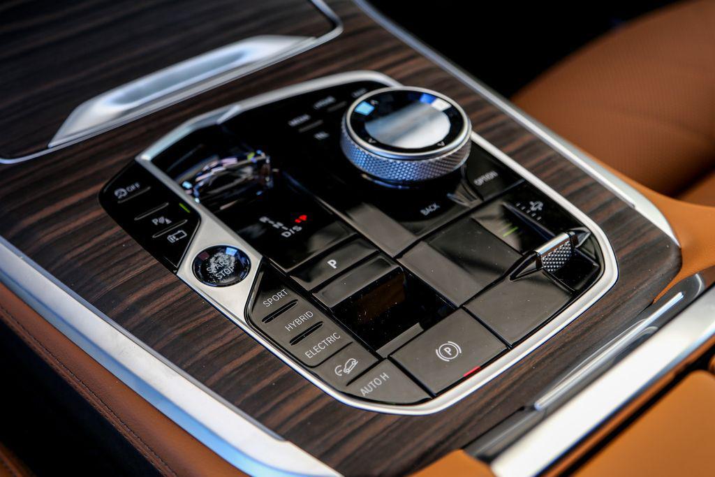 new 2026 BMW X5 PHEV car, priced at $91,275