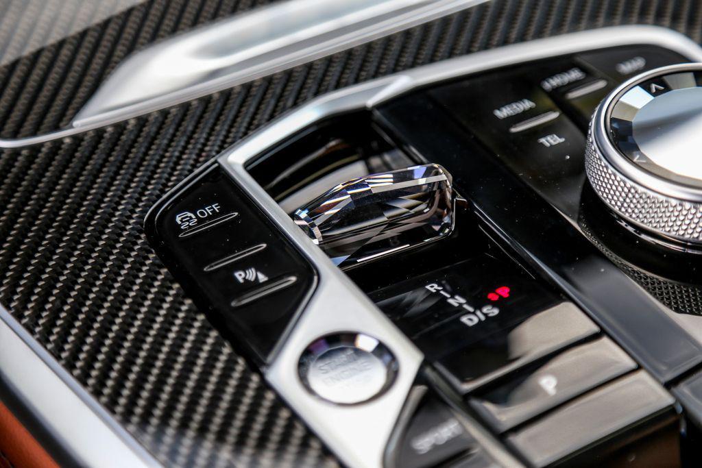 new 2026 BMW X7 car, priced at $129,615