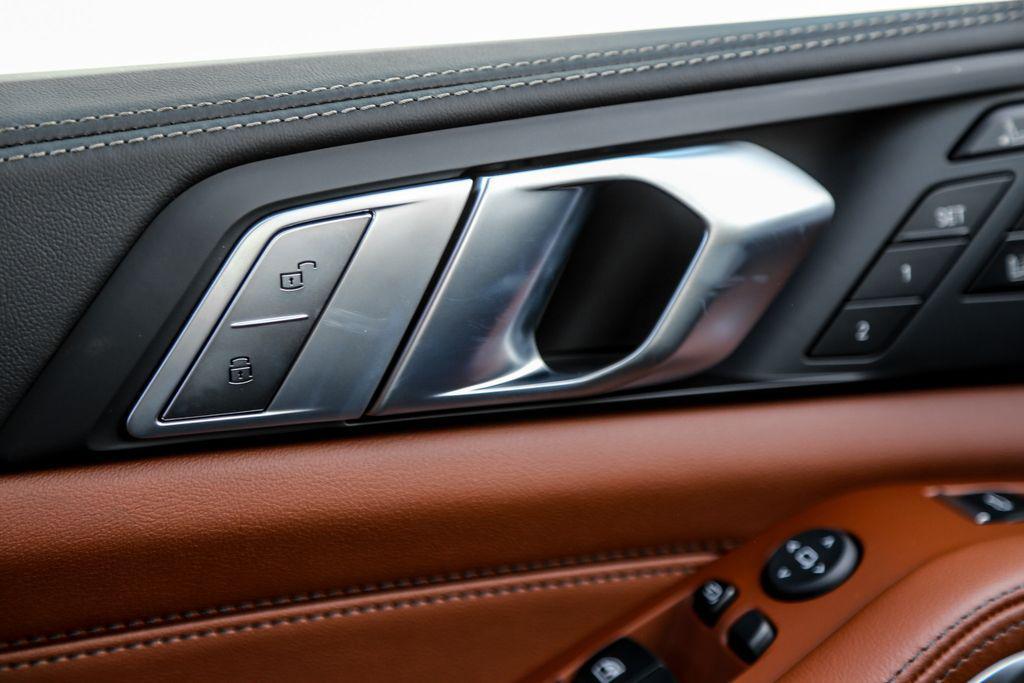 new 2026 BMW X7 car, priced at $129,615