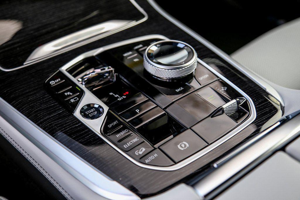 new 2026 BMW X5 PHEV car, priced at $90,575