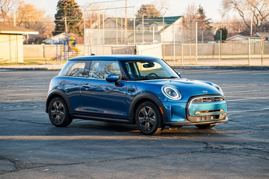 used 2023 MINI Hardtop car, priced at $21,995