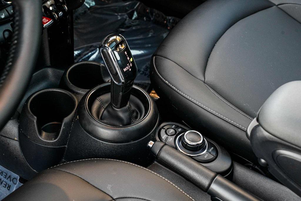 used 2023 MINI Hardtop car, priced at $21,995