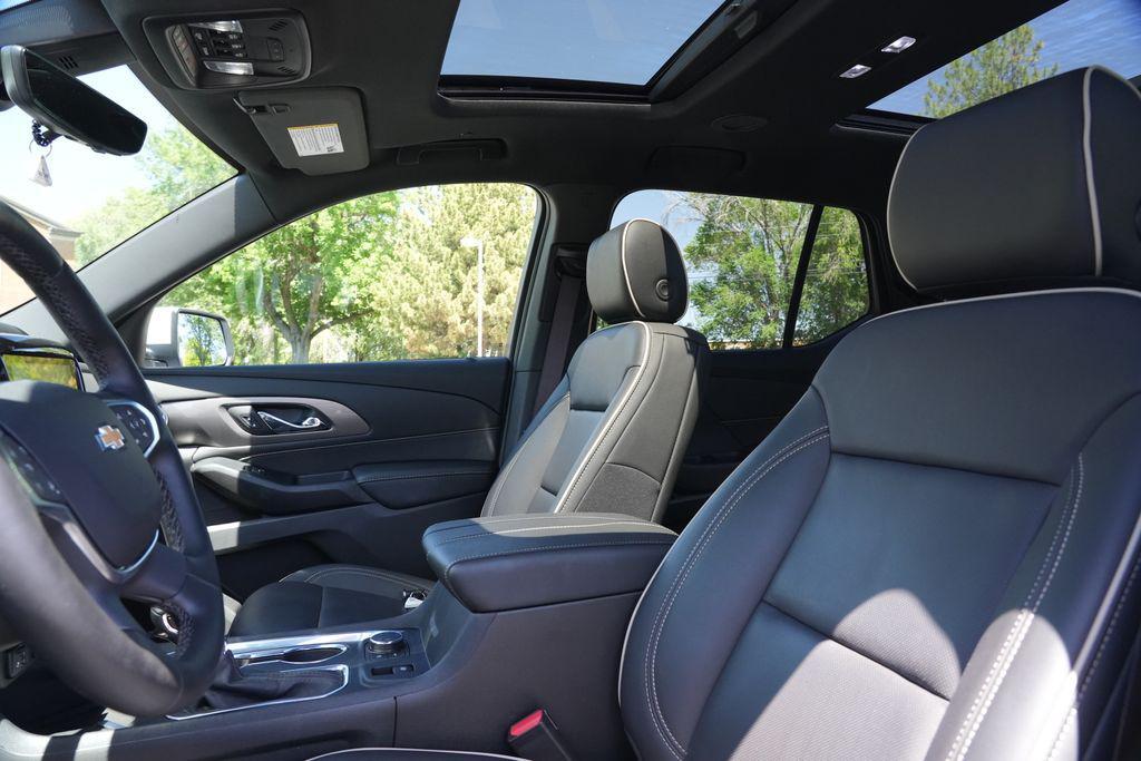 used 2023 Chevrolet Traverse car, priced at $37,495